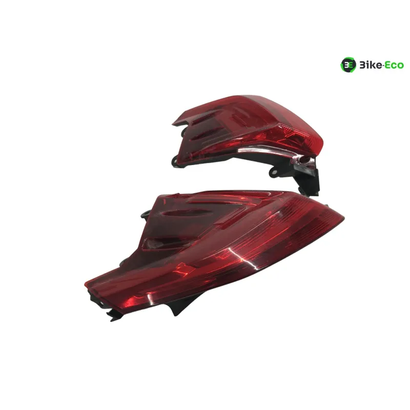 Feu arriere PEUGEOT METROPOLIS 400 2014-2016