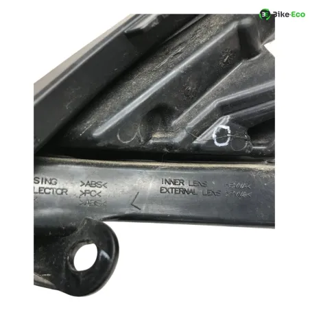 Feu arriere PEUGEOT METROPOLIS 400 2014-2016