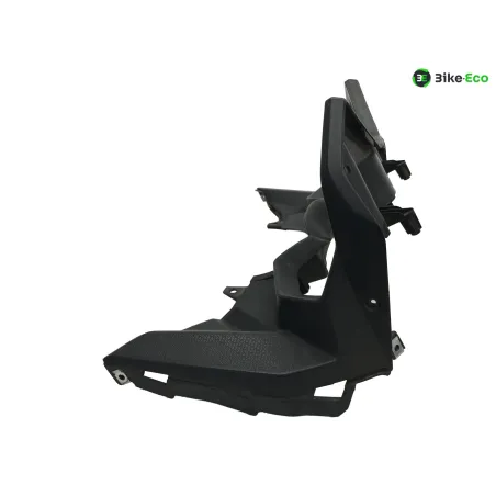 Entourage compteur KYMCO AK 550 2017-2020
