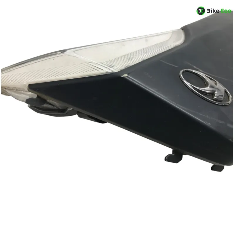 Cache lateral droit KYMCO AK 550 2017-2020