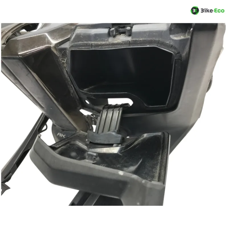 Tablier avant KYMCO AK 550 2017-2020