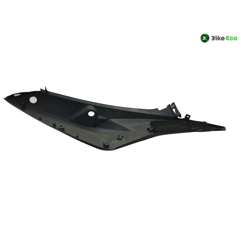Cache carenage coque arriere gauche KYMCO AK 550 2017-2020