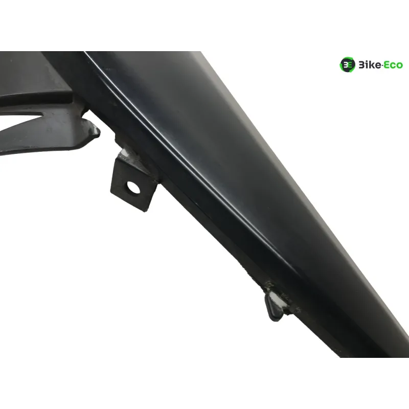 Cache carenage coque arriere gauche KYMCO AK 550 2017-2020