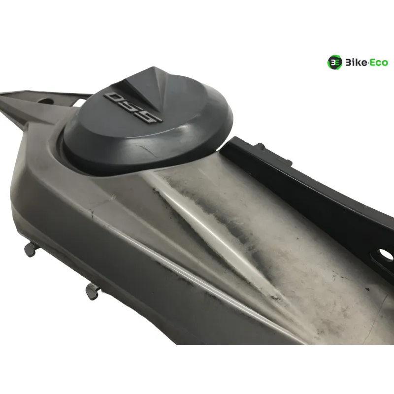 Plancher marche pied gauche KYMCO AK 550 2017-2020