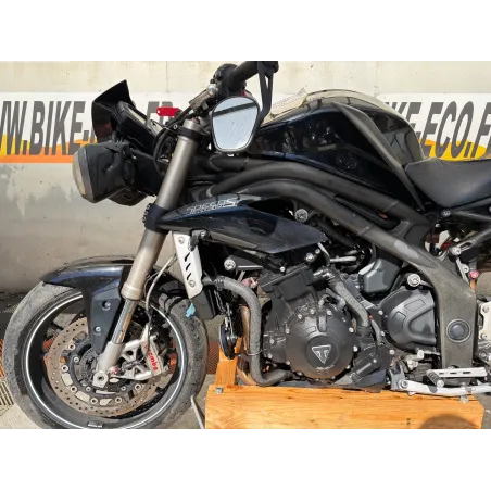 TRIUMPH SPEED TRIPLE 1050