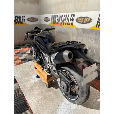 TRIUMPH SPEED TRIPLE 1050