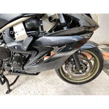 YAMAHA XJ6 600 DIVERSION