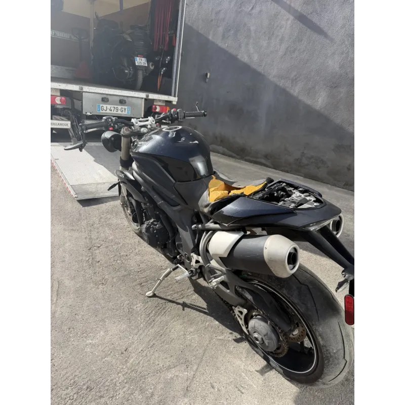TRIUMPH SPEED TRIPLE 1050
