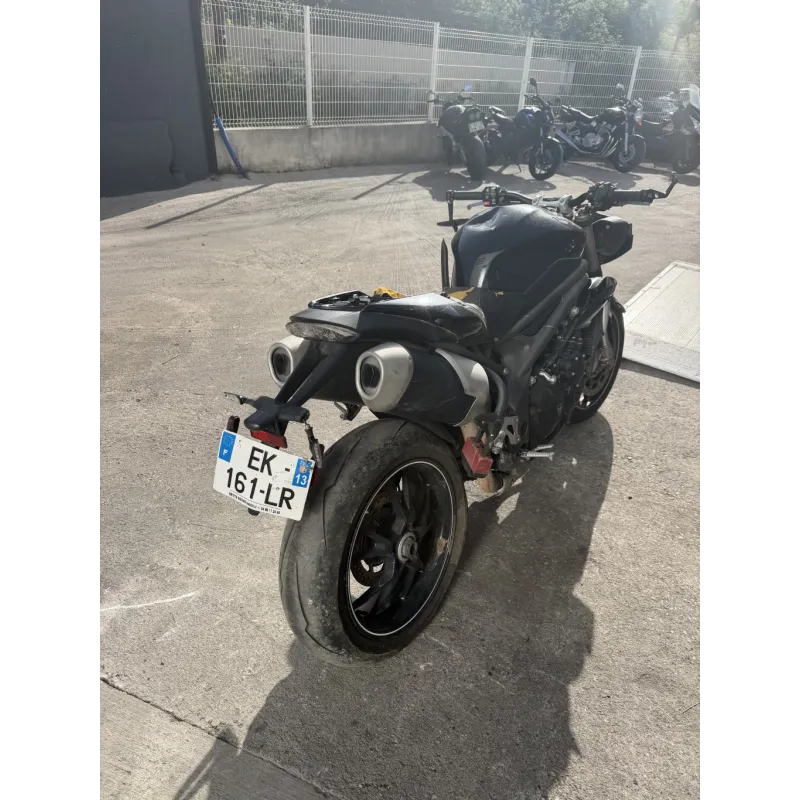 TRIUMPH SPEED TRIPLE 1050