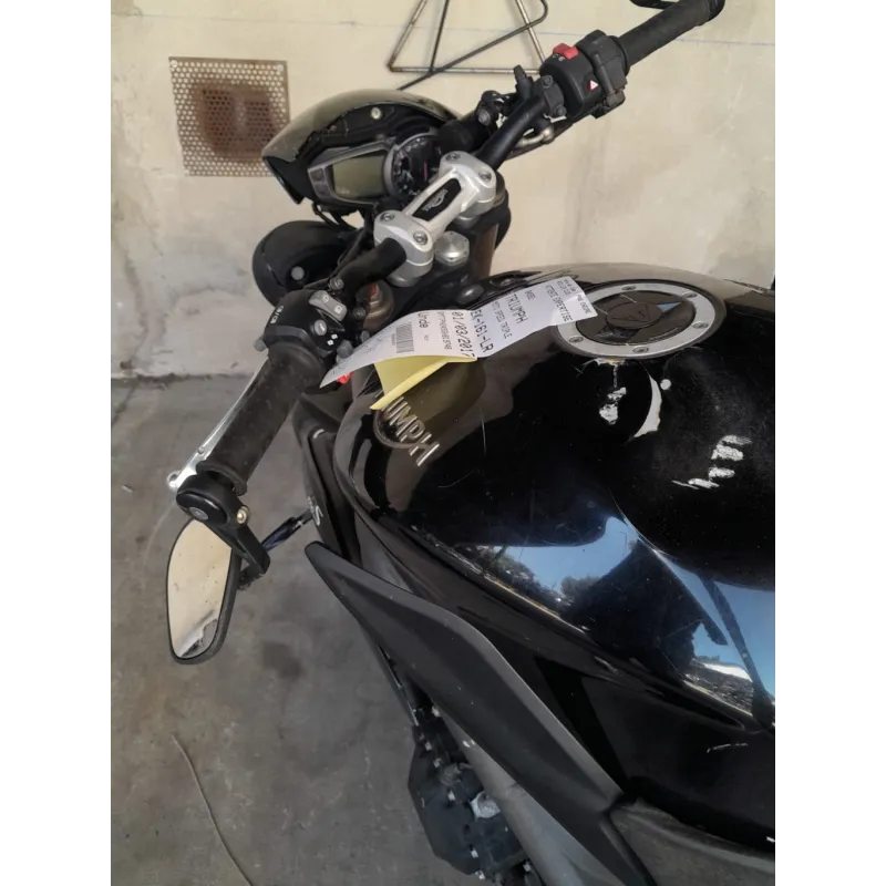 TRIUMPH SPEED TRIPLE 1050