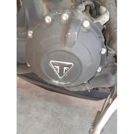 TRIUMPH SPEED TRIPLE 1050
