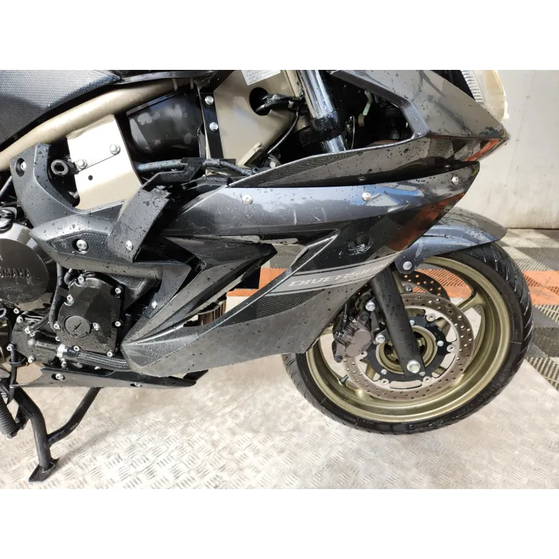 YAMAHA XJ6 600 DIVERSION