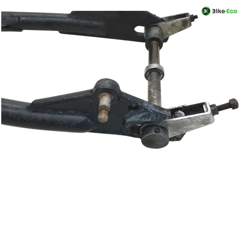 Bras oscillant SUZUKI GT 750 1973-1974