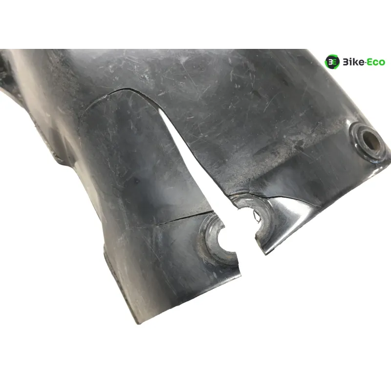 Passage de roue SUZUKI GT 750 1973-1974