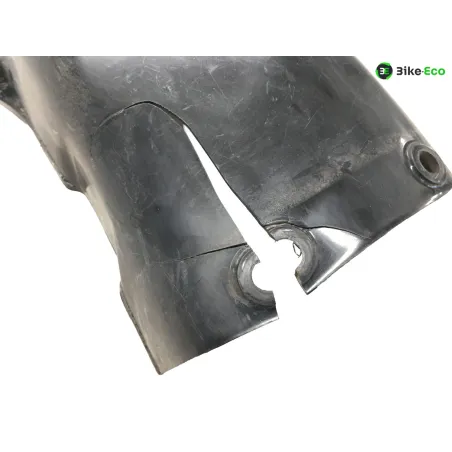 Passage de roue SUZUKI GT 750 1973-1974