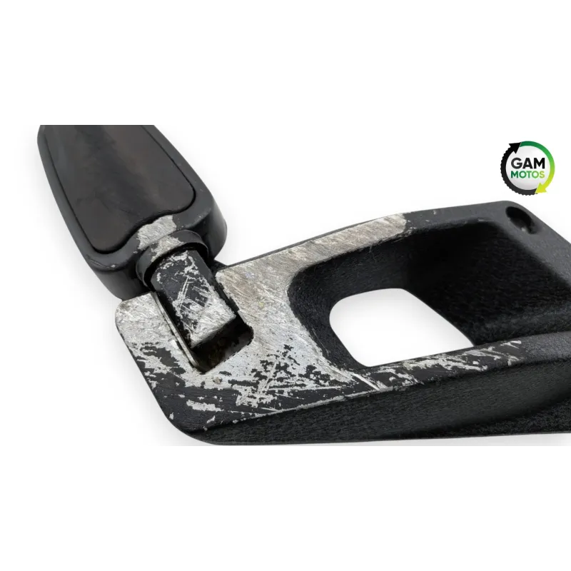 Repose pieds arriere droit BENDA LFC 700 2023 - 2025