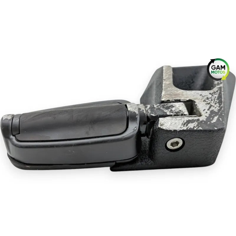 Repose pieds arriere droit BENDA LFC 700 2023 - 2025