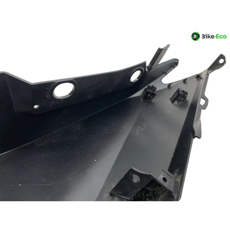 Cache carenage coque arriere droit BMW R 1250 GS 2018-2023
