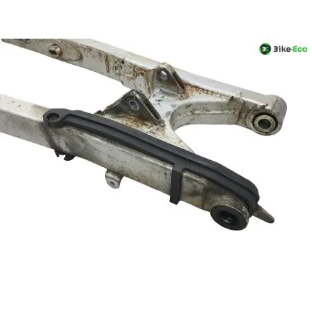 Bras oscillant HONDA MVX 250 F 1983-1984