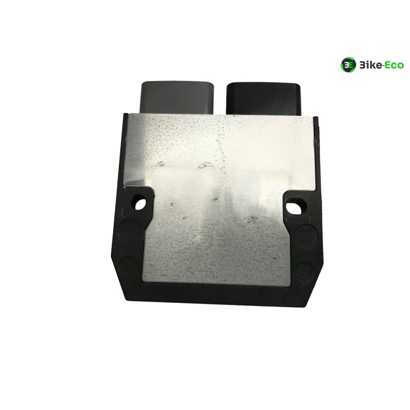Regulateur charge batterie YAMAHA MT07 700 2023-2024