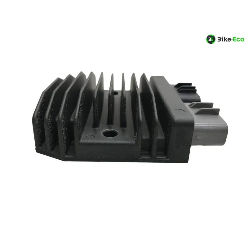 Regulateur charge batterie YAMAHA MT07 700 2023-2024