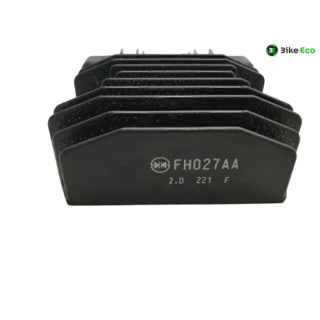 Regulateur charge batterie YAMAHA MT07 700 2023-2024
