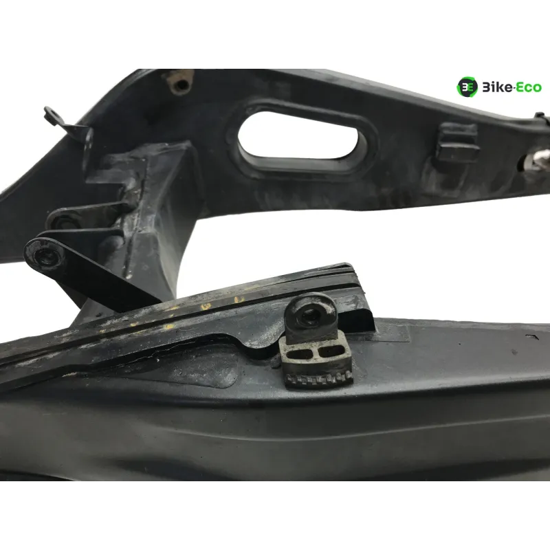 Bras oscillant YAMAHA MT07 700 2023-2024
