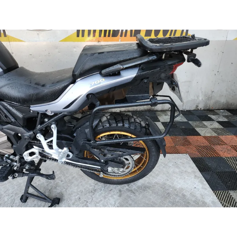 QJ MOTOR SRT 700 SX TOURING