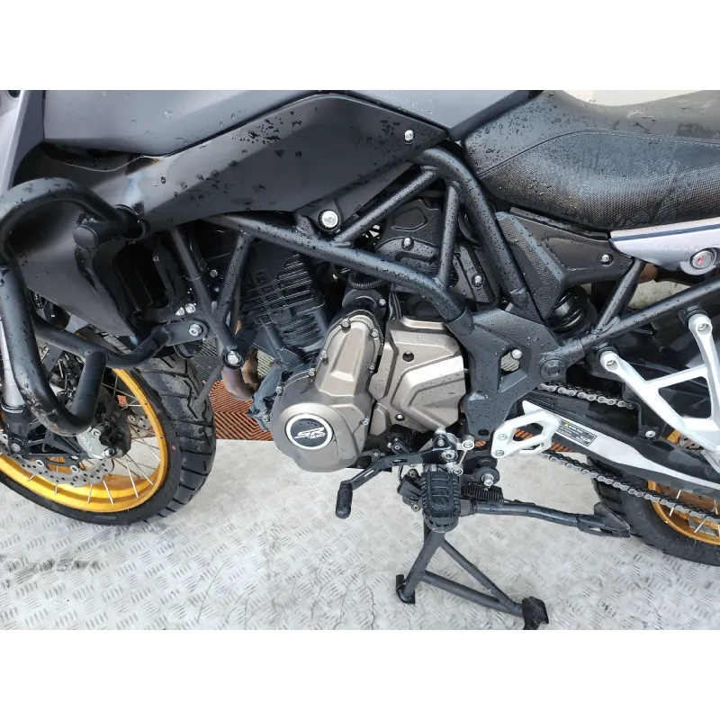 QJ MOTOR SRT 700 SX TOURING