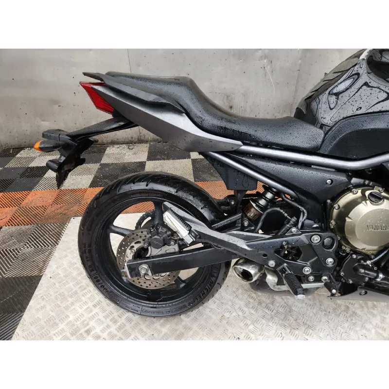 YAMAHA XJ6 600 NC
