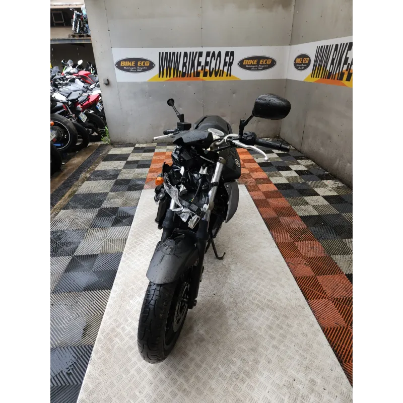 YAMAHA XJ6 600 NC