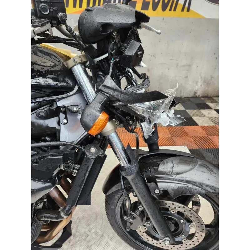 YAMAHA XJ6 600 NC