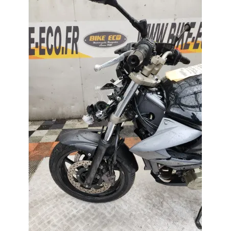 YAMAHA XJ6 600 NC