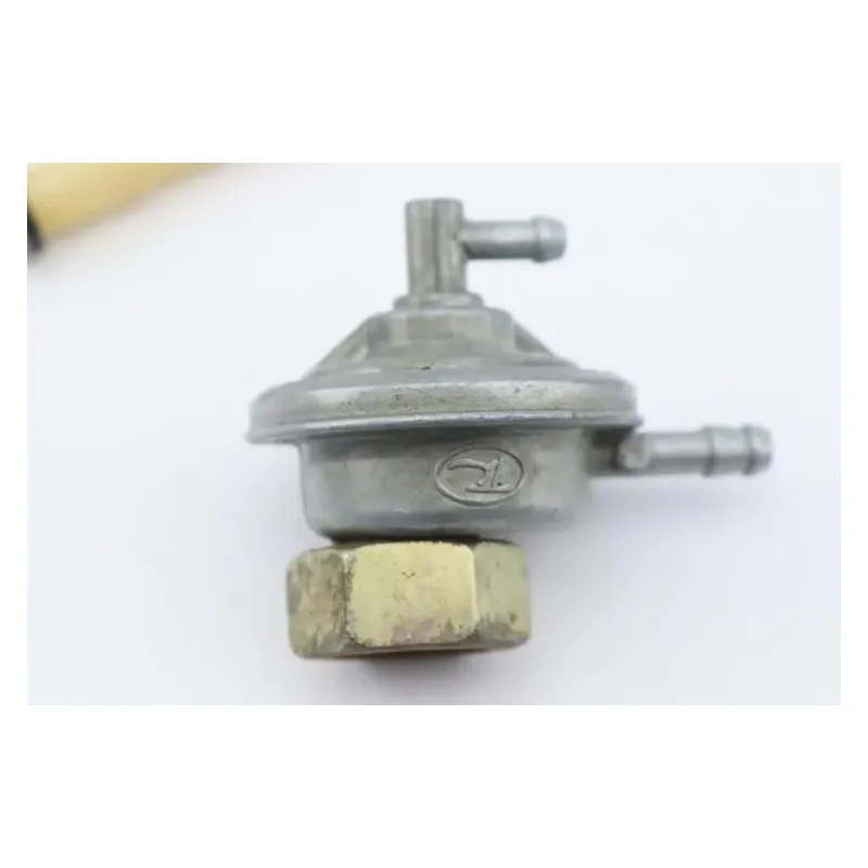 Robinet essence PEUGEOT TWEET 125 2010 - 2013