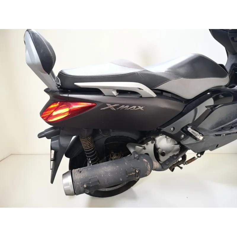 YAMAHA X MAX 125