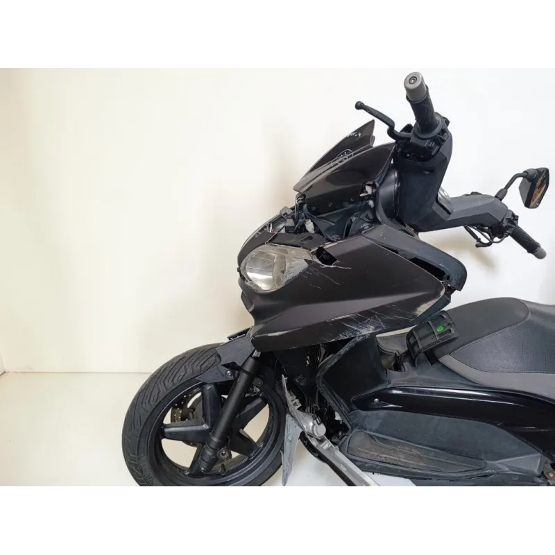 YAMAHA X MAX 125