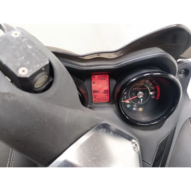 YAMAHA X MAX 125