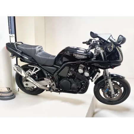 YAMAHA FAZER 600