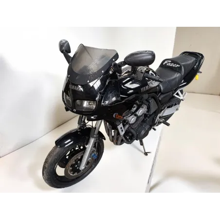 YAMAHA FAZER 600