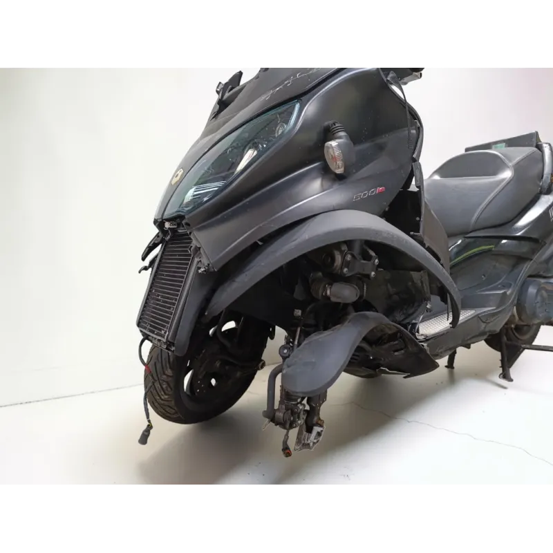 PIAGGIO MP3 500