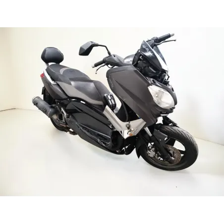 YAMAHA X MAX 125