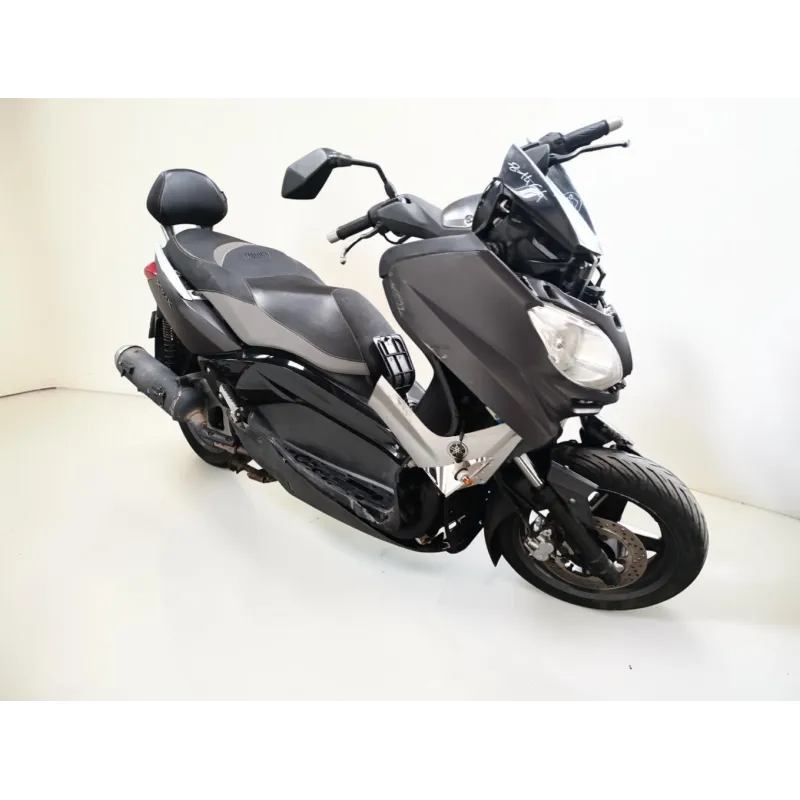 YAMAHA X MAX 125