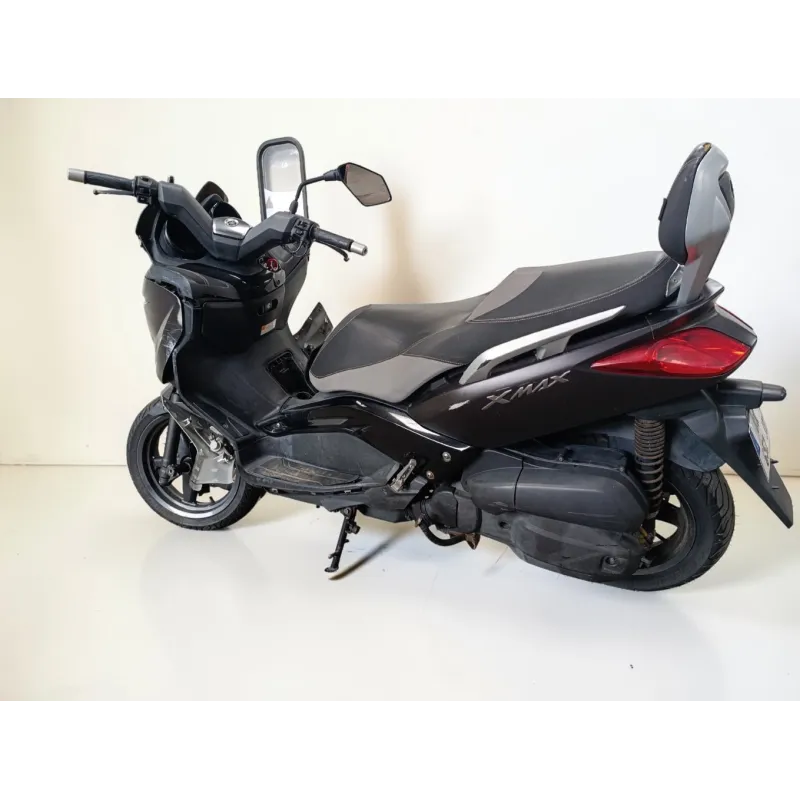 YAMAHA X MAX 125