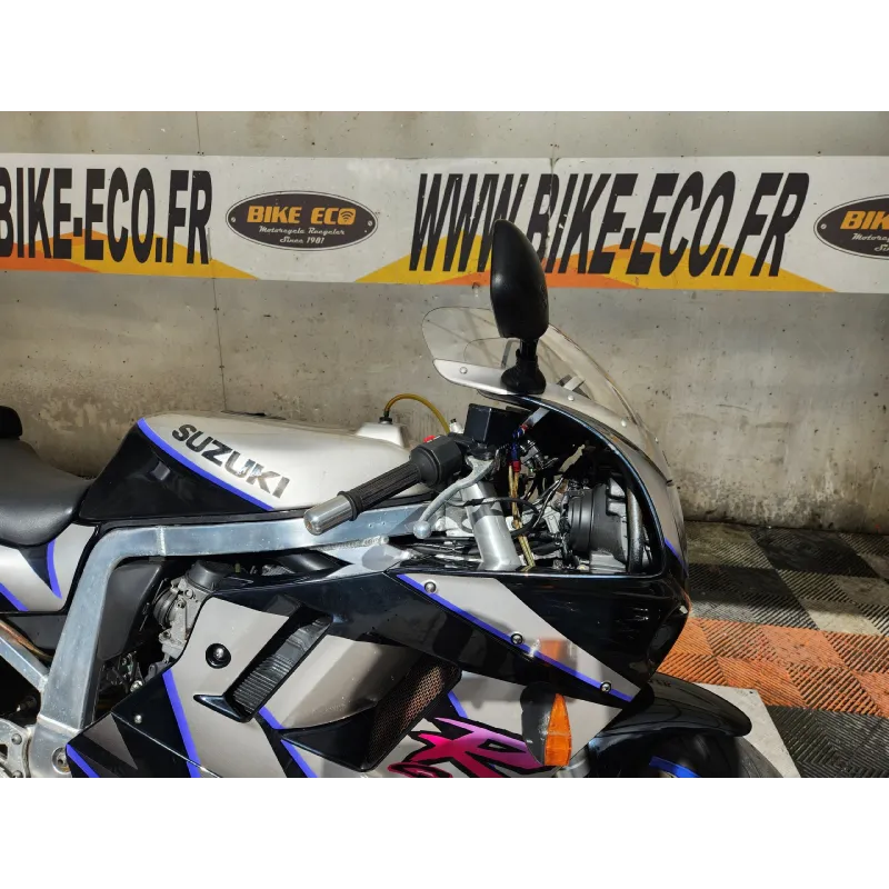 SUZUKI GSX-R 1100