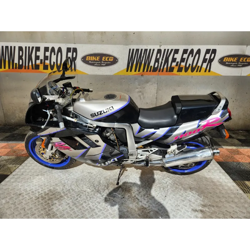 SUZUKI GSX-R 1100