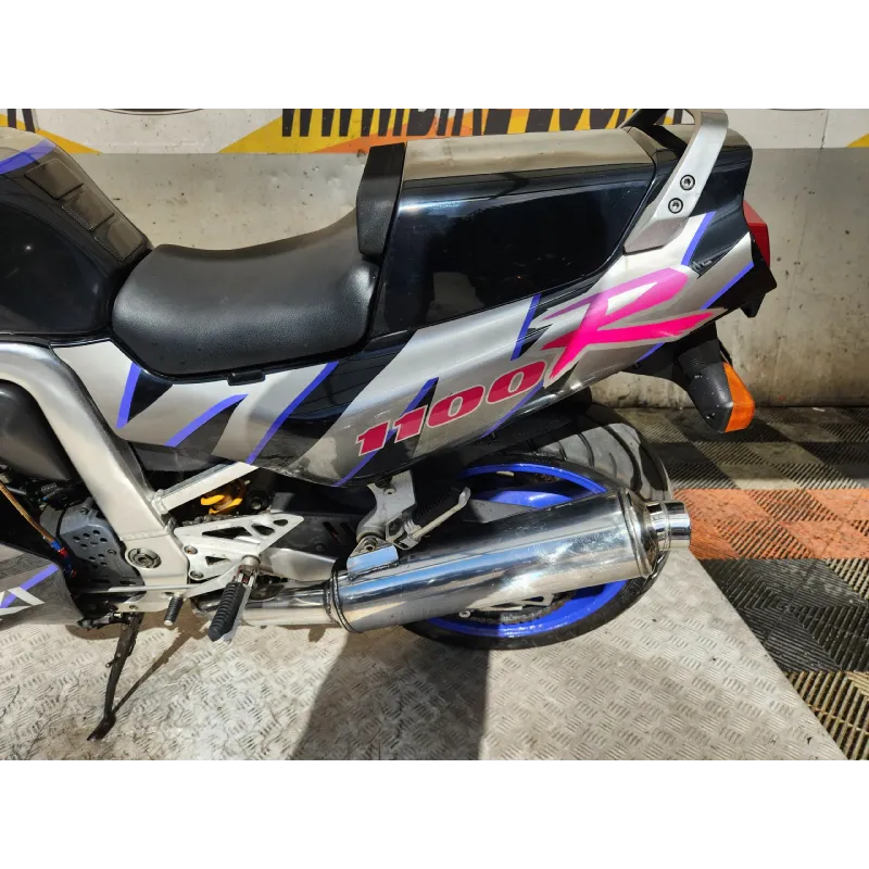 SUZUKI GSX-R 1100