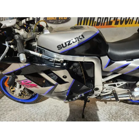 SUZUKI GSX-R 1100