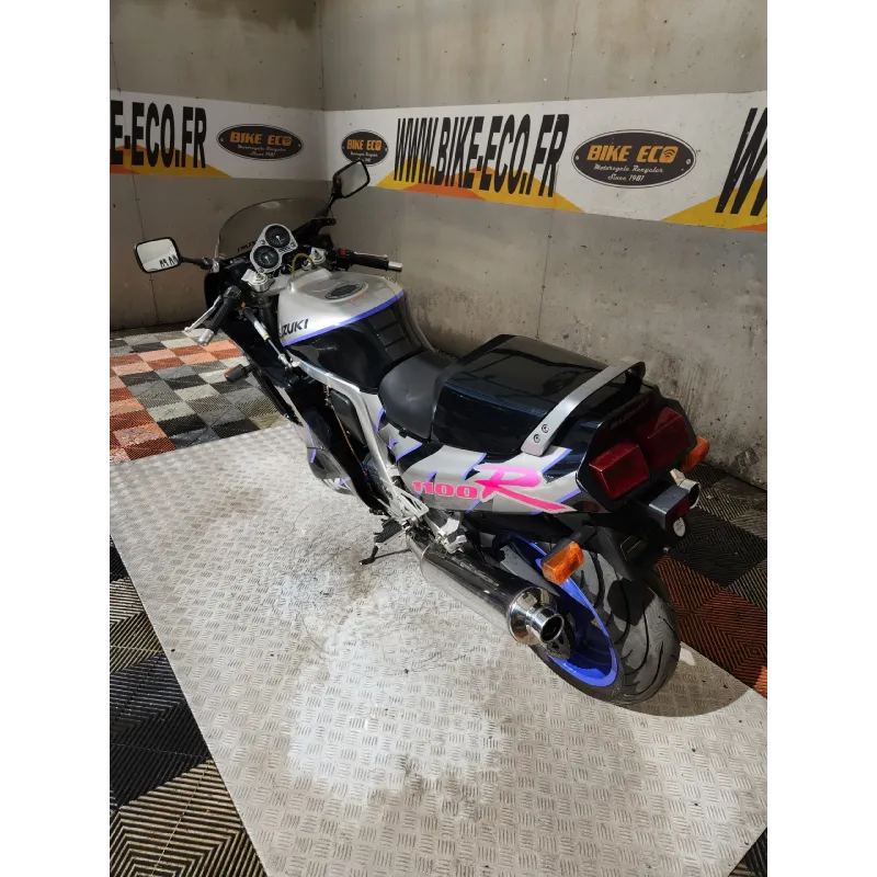 SUZUKI GSX-R 1100