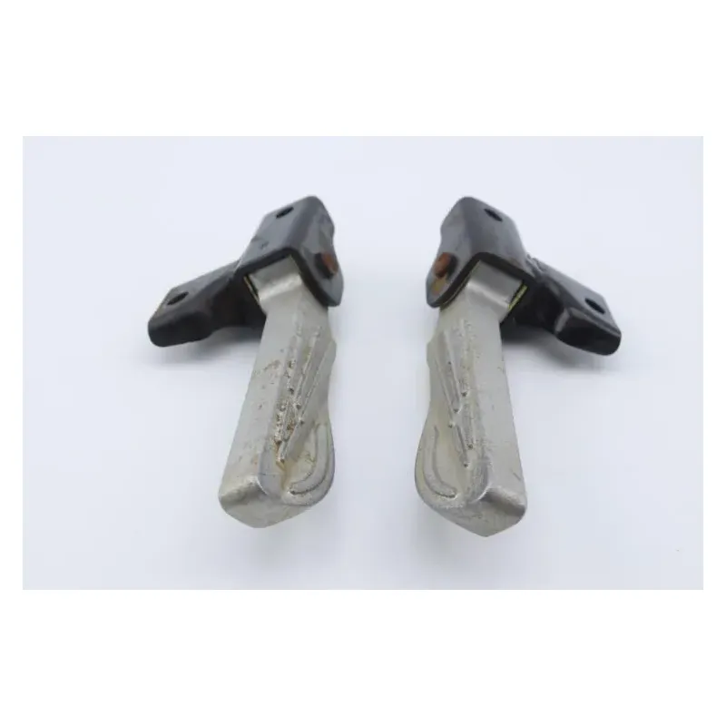 Repose pieds arriere droit PEUGEOT TWEET 125 2010 - 2013