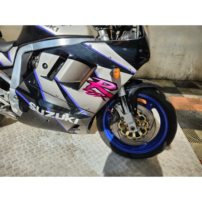 SUZUKI GSX-R 1100